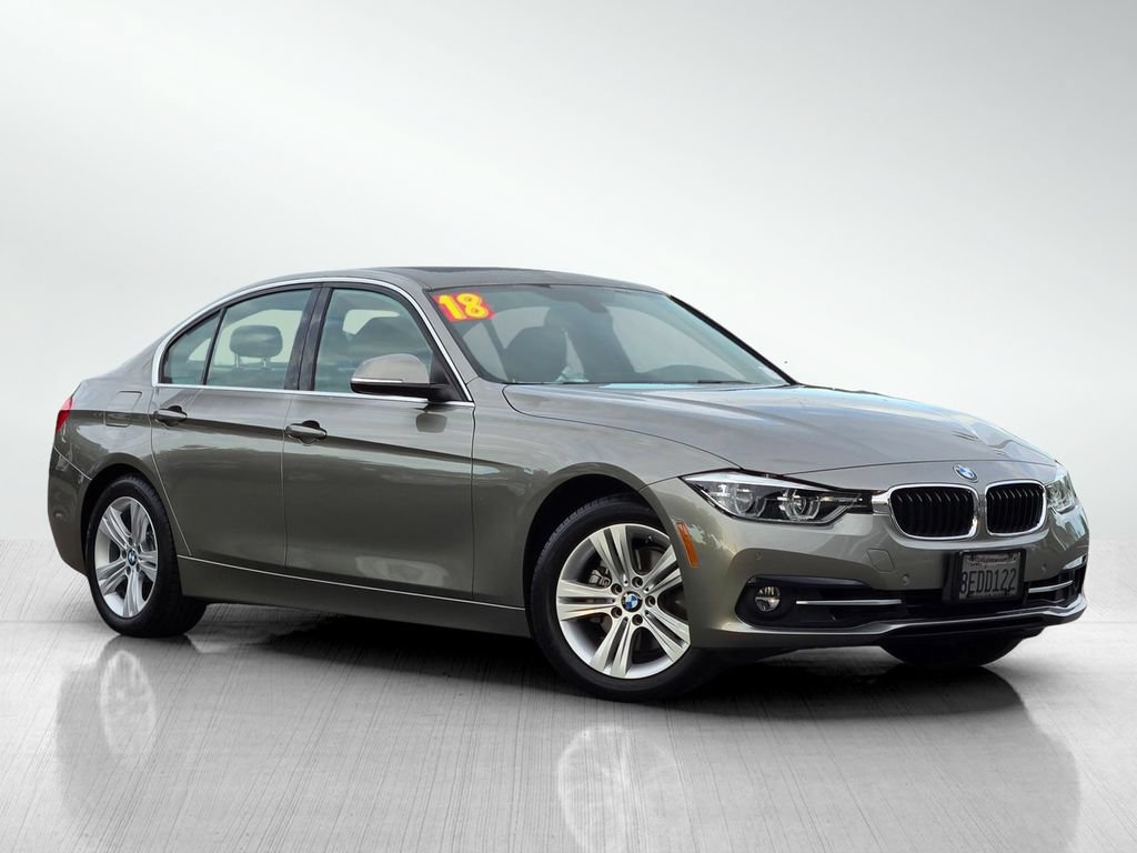 Used 2018 BMW 330i Sedan RWD image 1