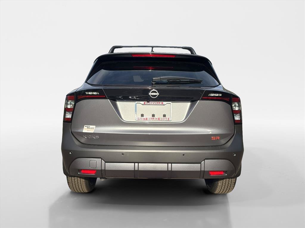 New 2026 Nissan Kicks SR FWD image 4