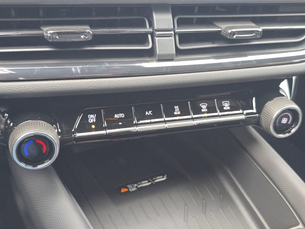 New 2026 Chevrolet Equinox EV RS image 35