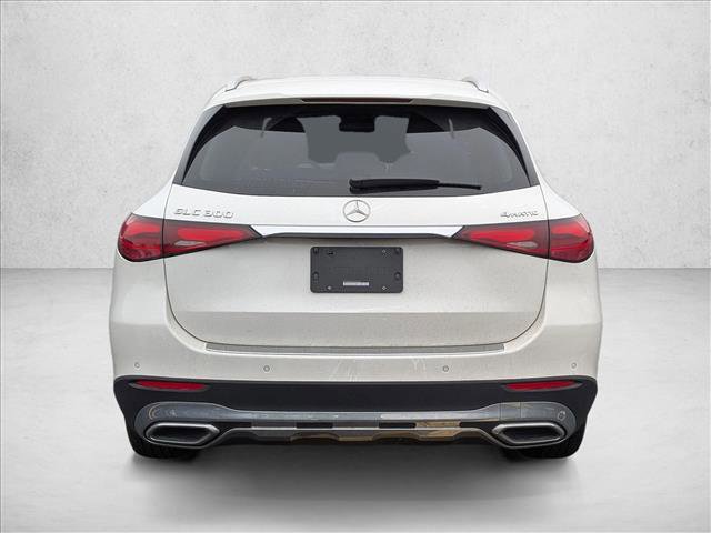 Used 2024 Mercedes-Benz GLC 300 4MATIC image 15