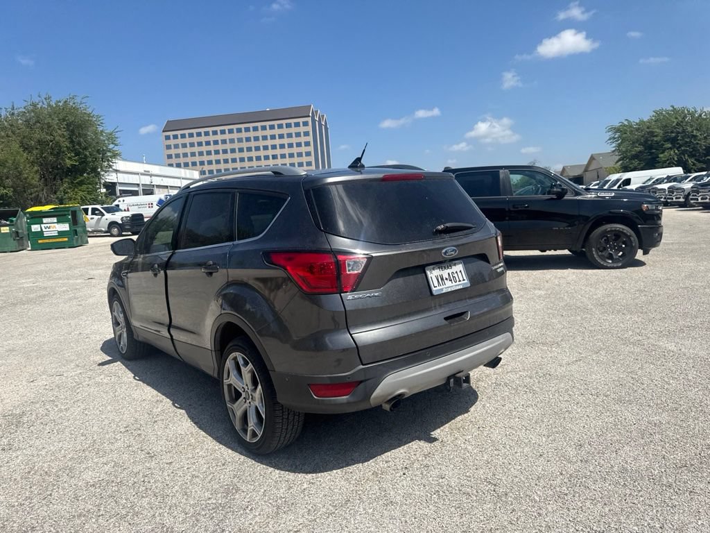 Used 2019 Ford Escape Titanium FWD image 16
