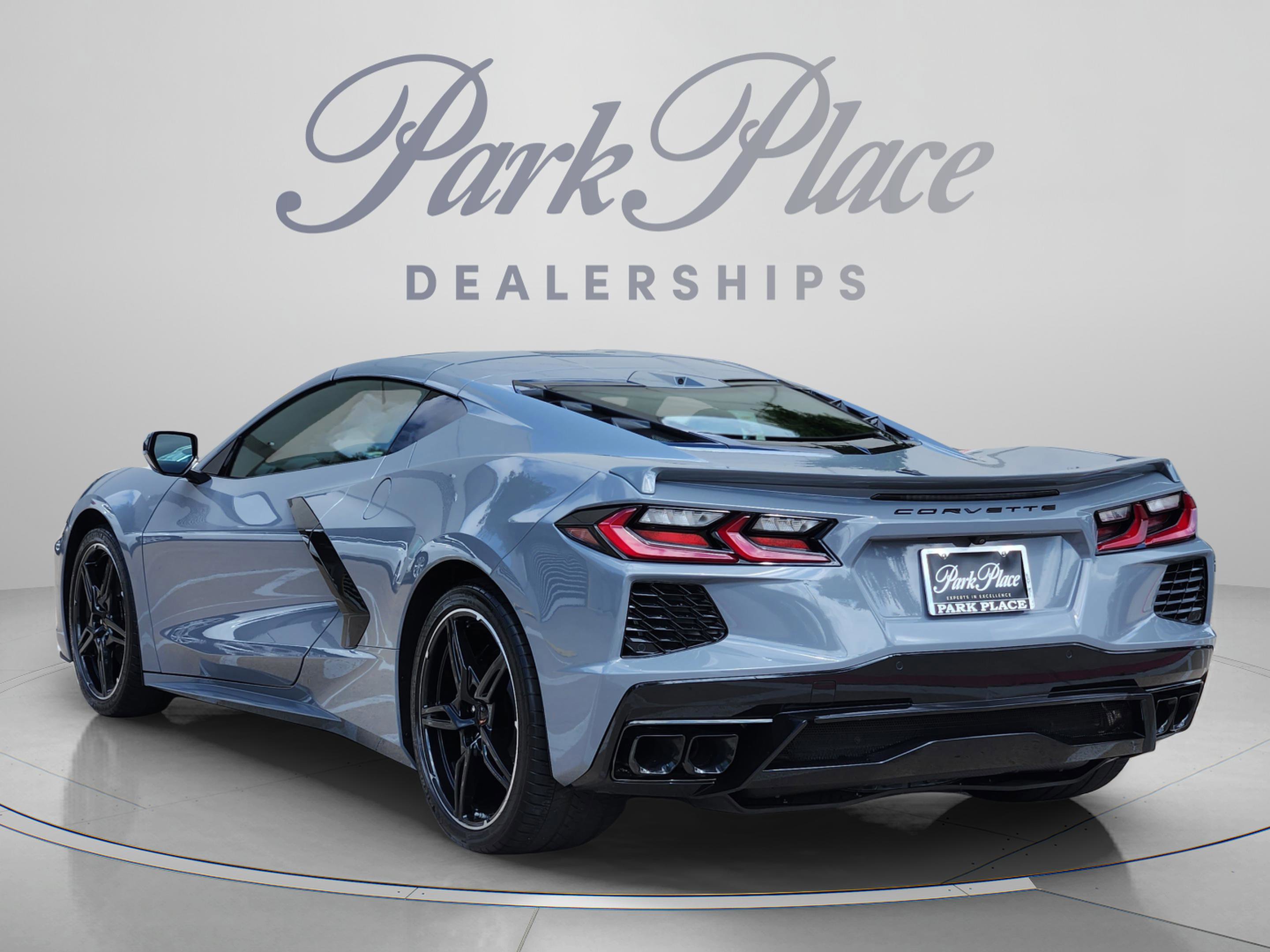 Used 2024 Chevrolet Corvette Stingray Coupe w/ 1LT RWD image 3