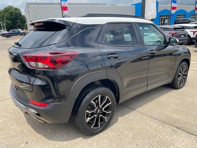 Certified 2023 Chevrolet TrailBlazer ACTIV w/ Convenience Package FWD image 3