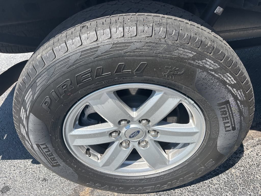 Used 2022 Ford F150 XLT w/ Trailer Tow Package AWD/4WD image 10