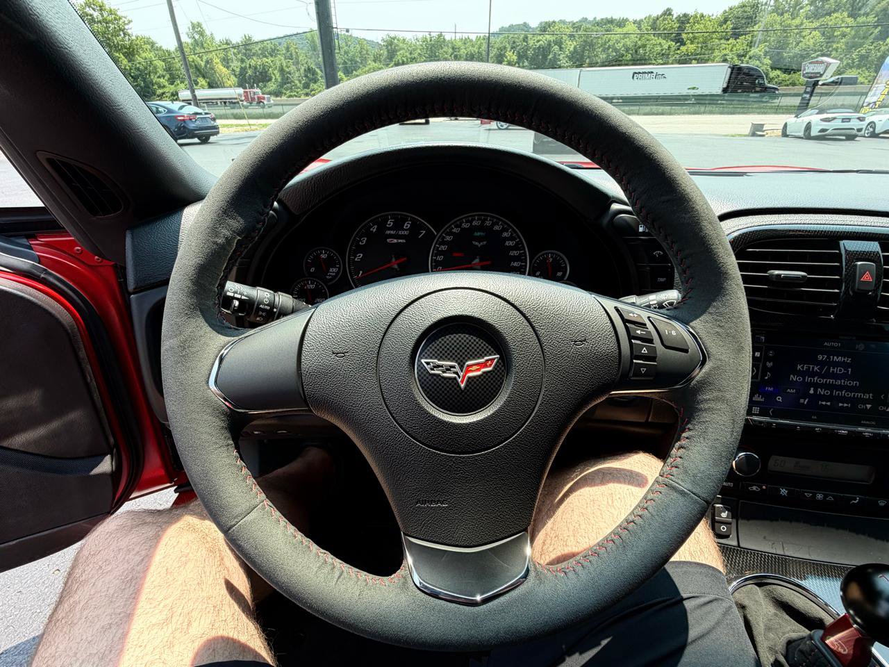 Used 2008 Chevrolet Corvette Z06 w/ Preferred Equipment Group RWD image 19