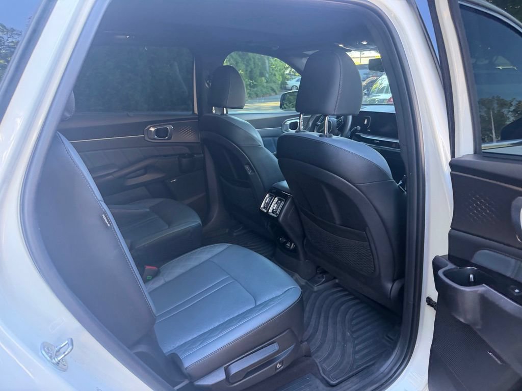 Used 2025 Kia Sorento SX Prestige AWD/4WD image 17