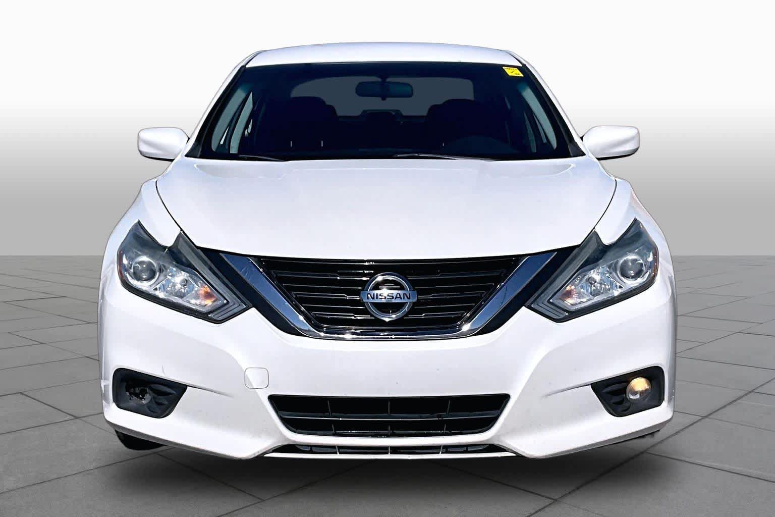 Used 2017 Nissan Altima 2.5 SV FWD image 4