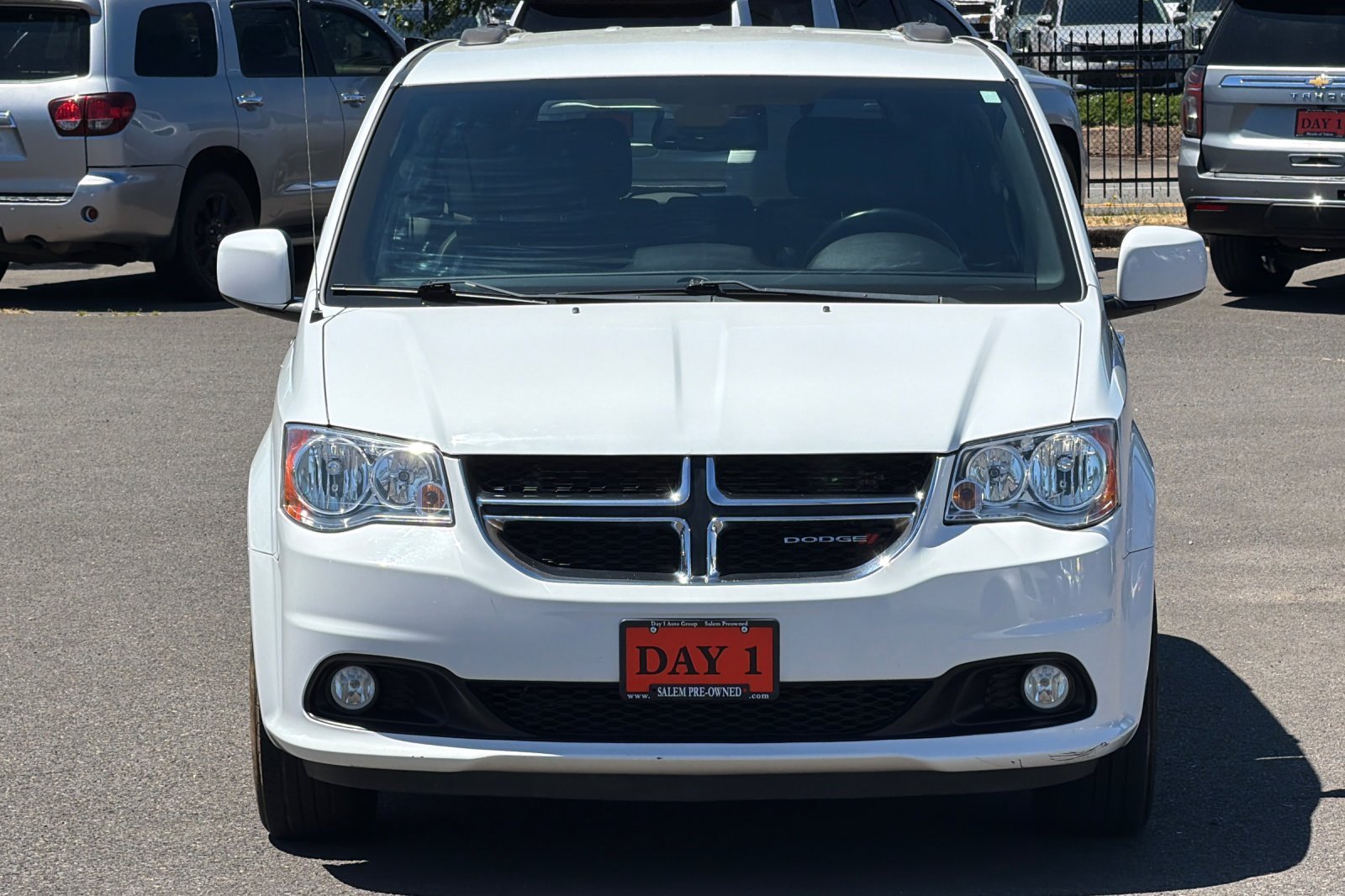 Used 2019 Dodge Grand Caravan SXT FWD image 10