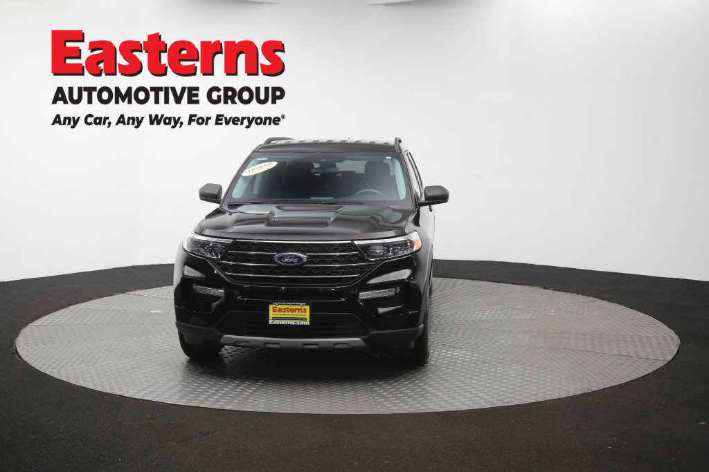 Used 2023 Ford Explorer XLT w/ Equipment Group 202A AWD/4WD image 55