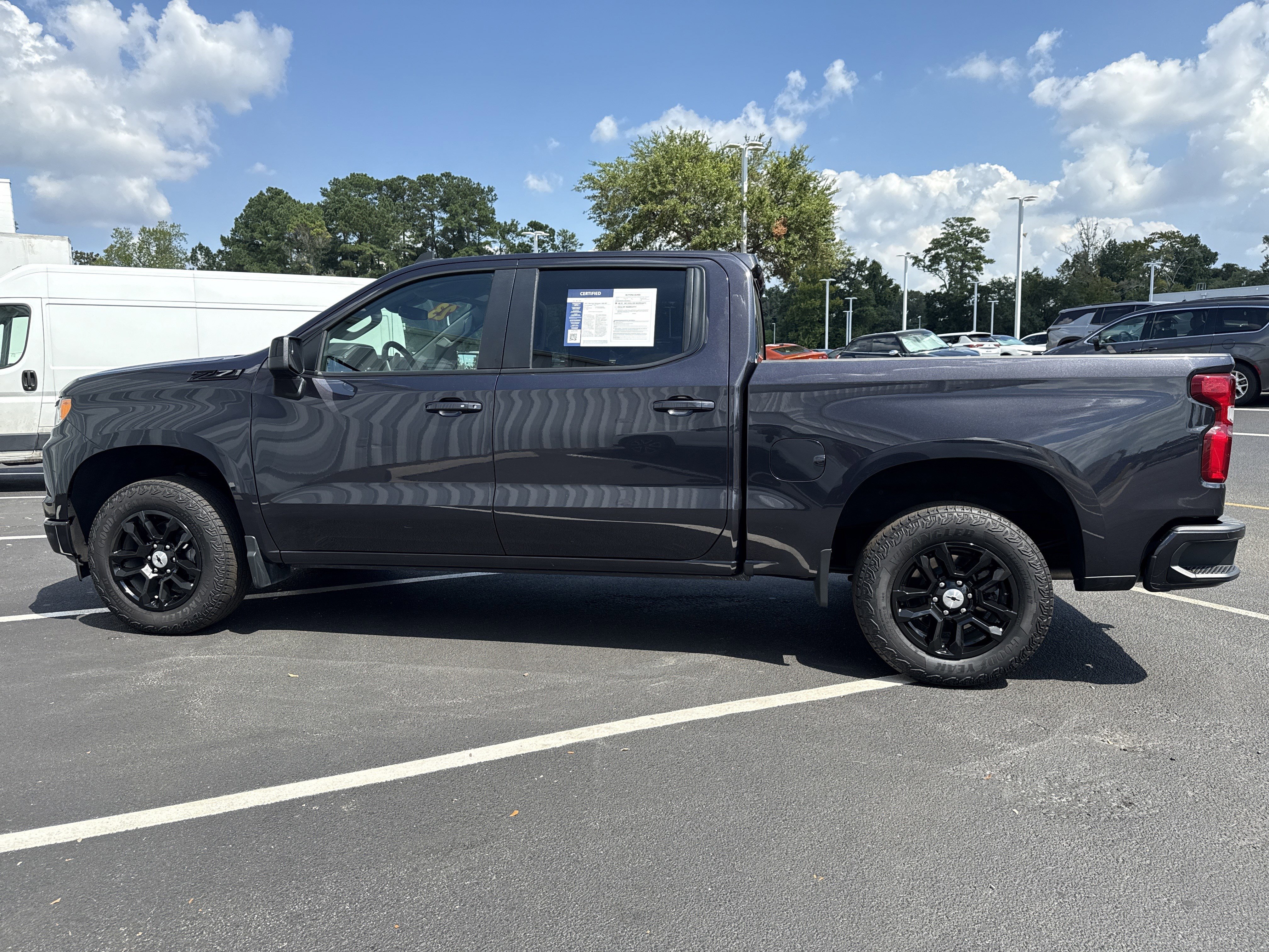 Certified 2023 Chevrolet Silverado 1500 RST image 7