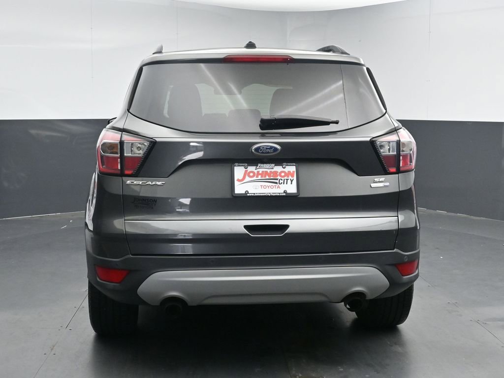 Used 2017 Ford Escape SE w/ SE Leather Comfort Package image 7