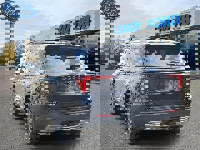 New 2025 Ford Explorer Active w/ Active Comfort Package image 3