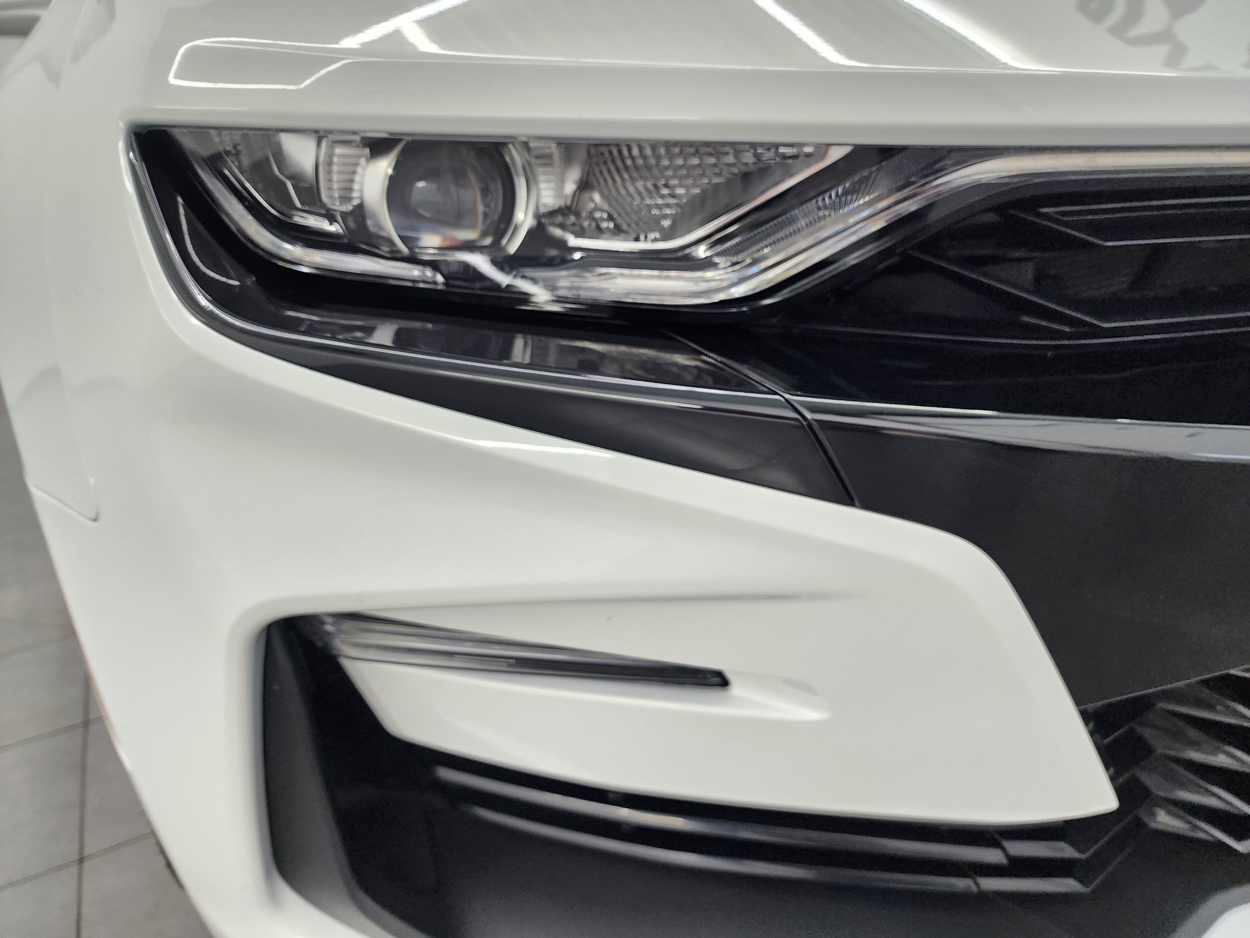 Used 2019 Chevrolet Camaro SS RWD image 23
