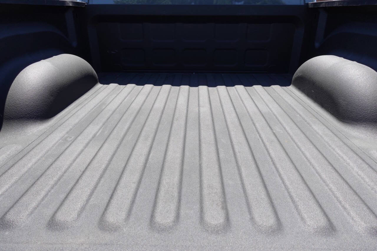 Used 2022 RAM 1500 Classic Warlock w/ Ceramic Grey Warlock Package image 21