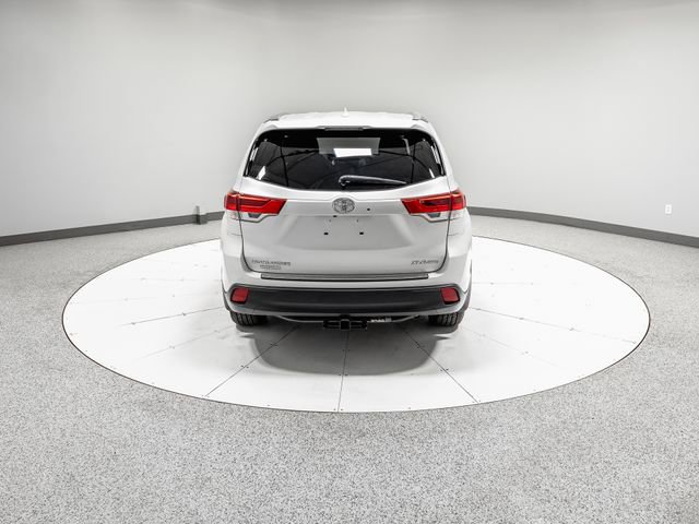Used 2017 Toyota Highlander XLE w/ Protection Package #3 AWD/4WD image 36