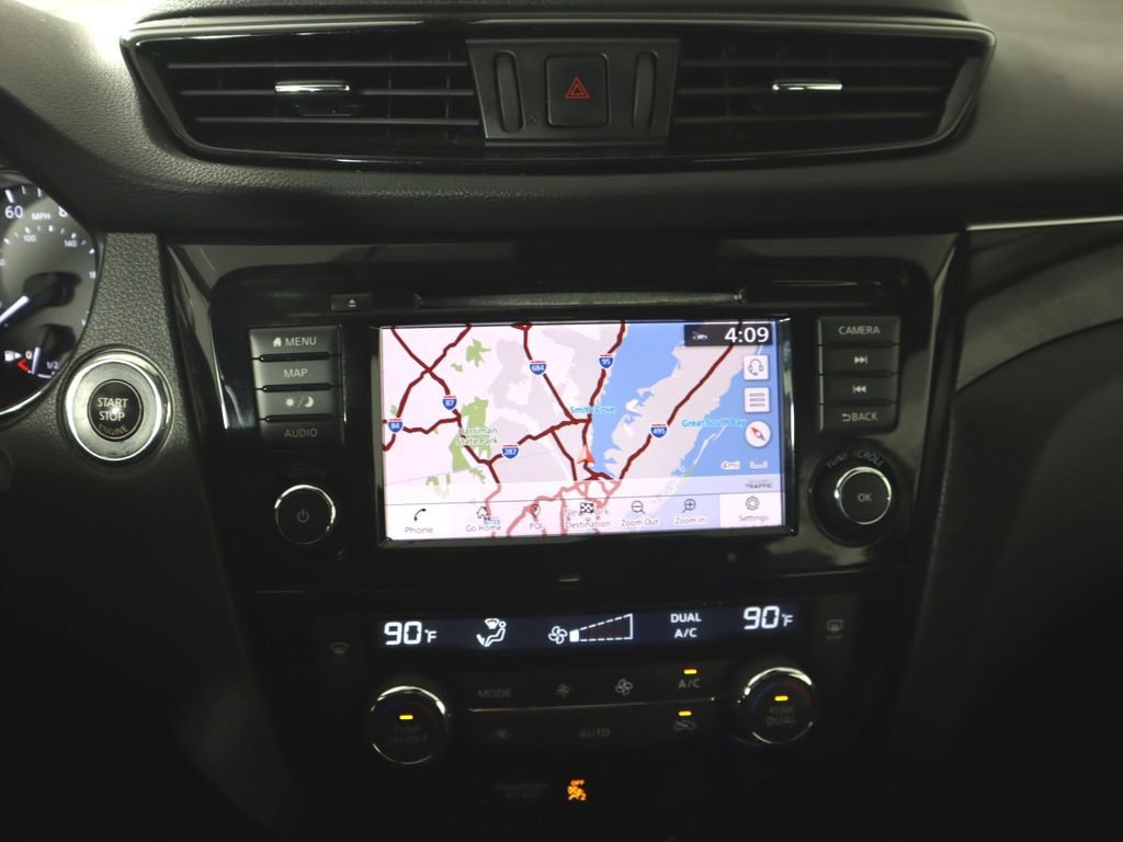 Used 2019 Nissan Rogue Sport SL image 12