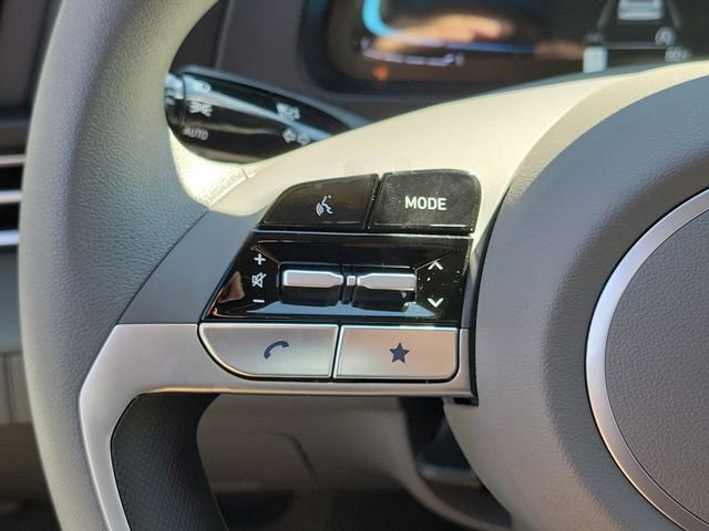 New 2026 Hyundai Elantra SE image 5