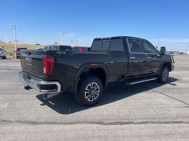 Used 2023 GMC Sierra 3500 SLT w/ SLT Convenience Package AWD/4WD image 5