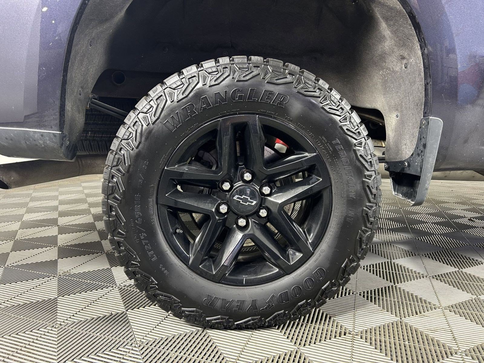 Used 2024 Chevrolet Silverado 1500 Custom Trail Boss AWD/4WD image 29