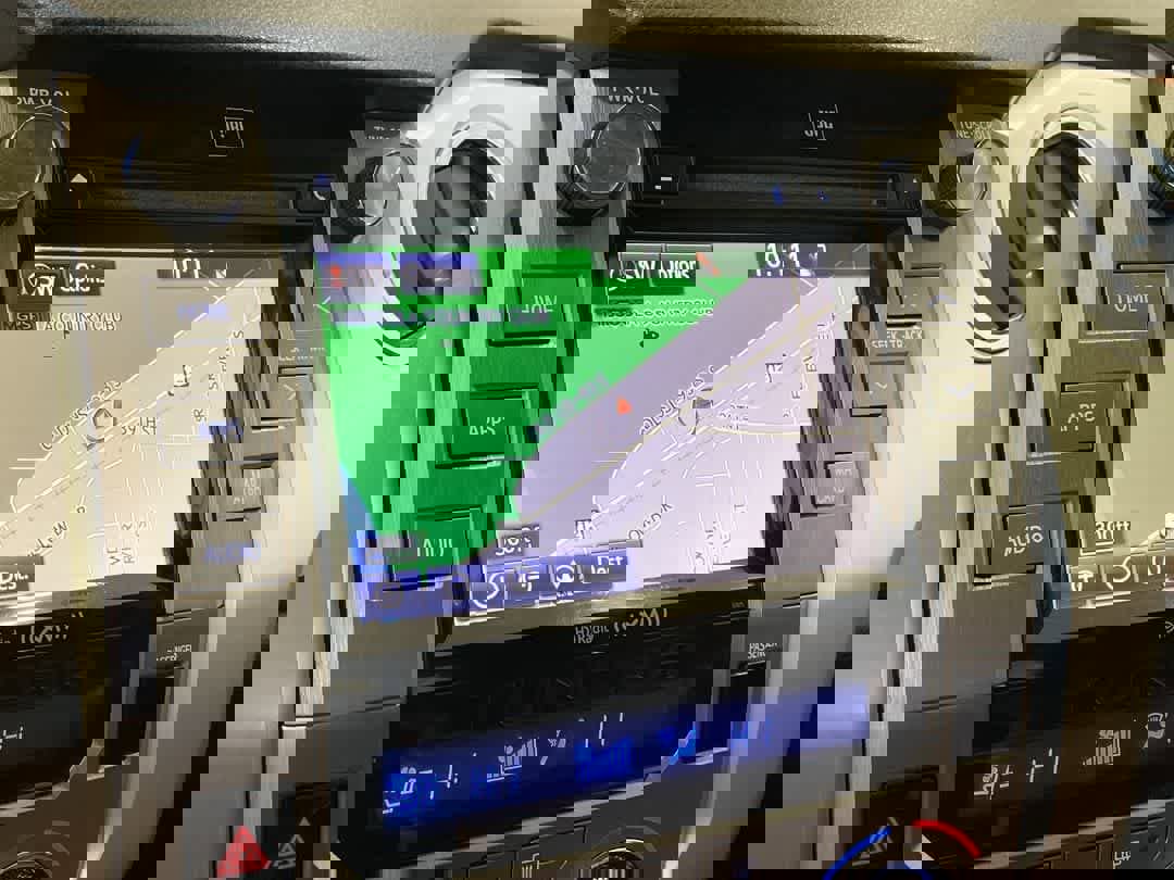 Used 2015 Toyota Tundra 1794 Edition image 18