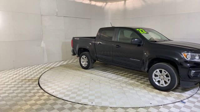 Used 2022 Chevrolet Colorado LT image 2