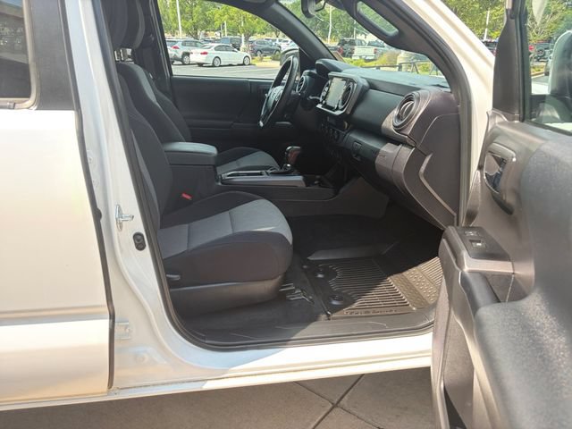 Certified 2023 Toyota Tacoma TRD Off-Road w/ Advanced Technology Package AWD/4WD image 22