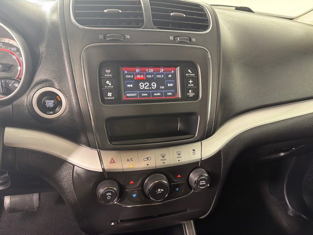 Used 2020 Dodge Journey SE w/ SE Popular Equipment Group FWD image 14