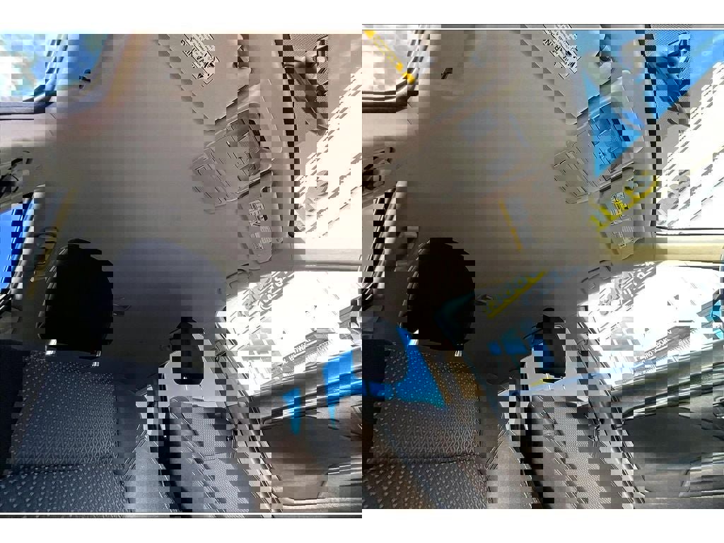 Used 2020 Mitsubishi Outlander ES image 18