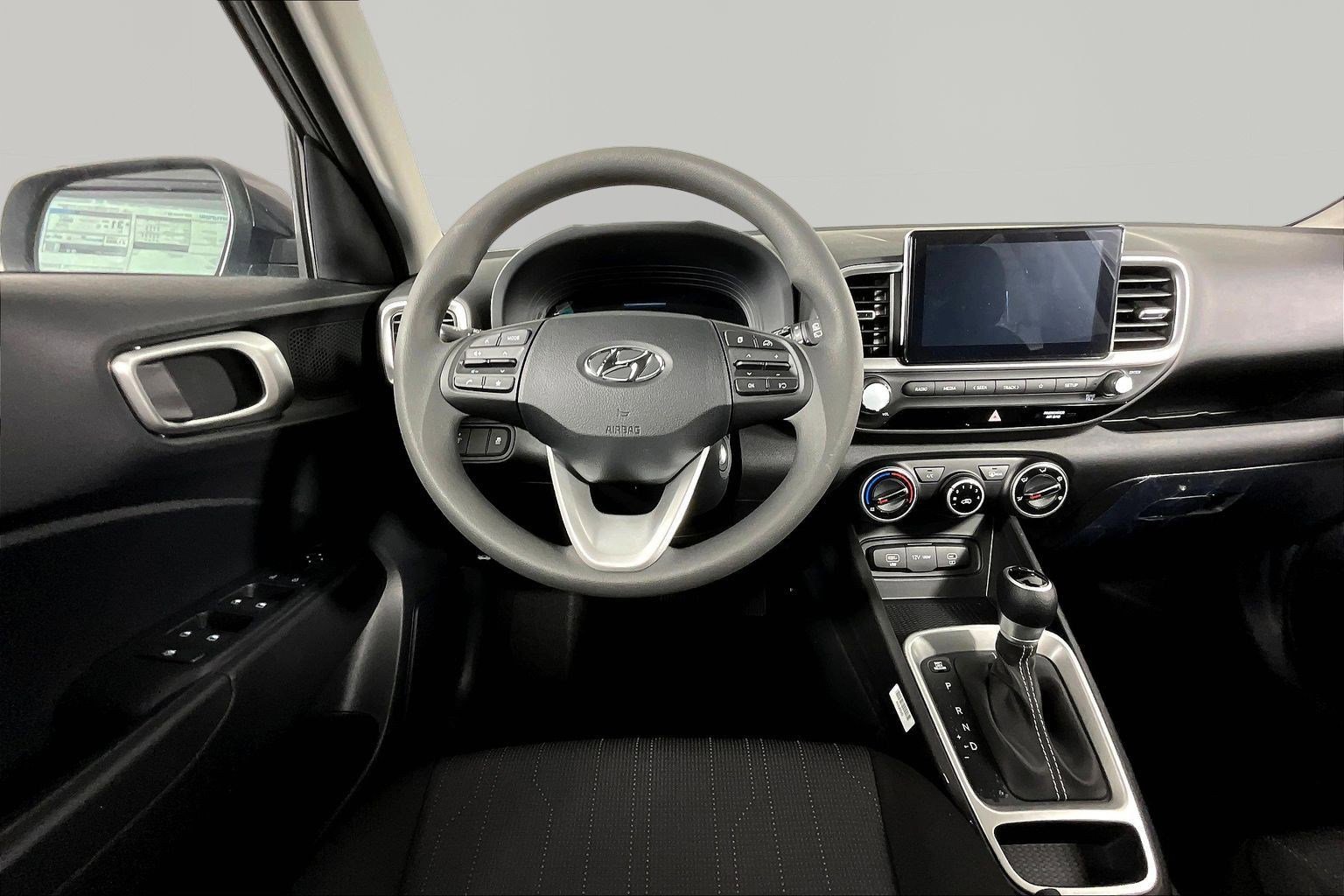 New 2026 Hyundai Venue SE FWD image 9