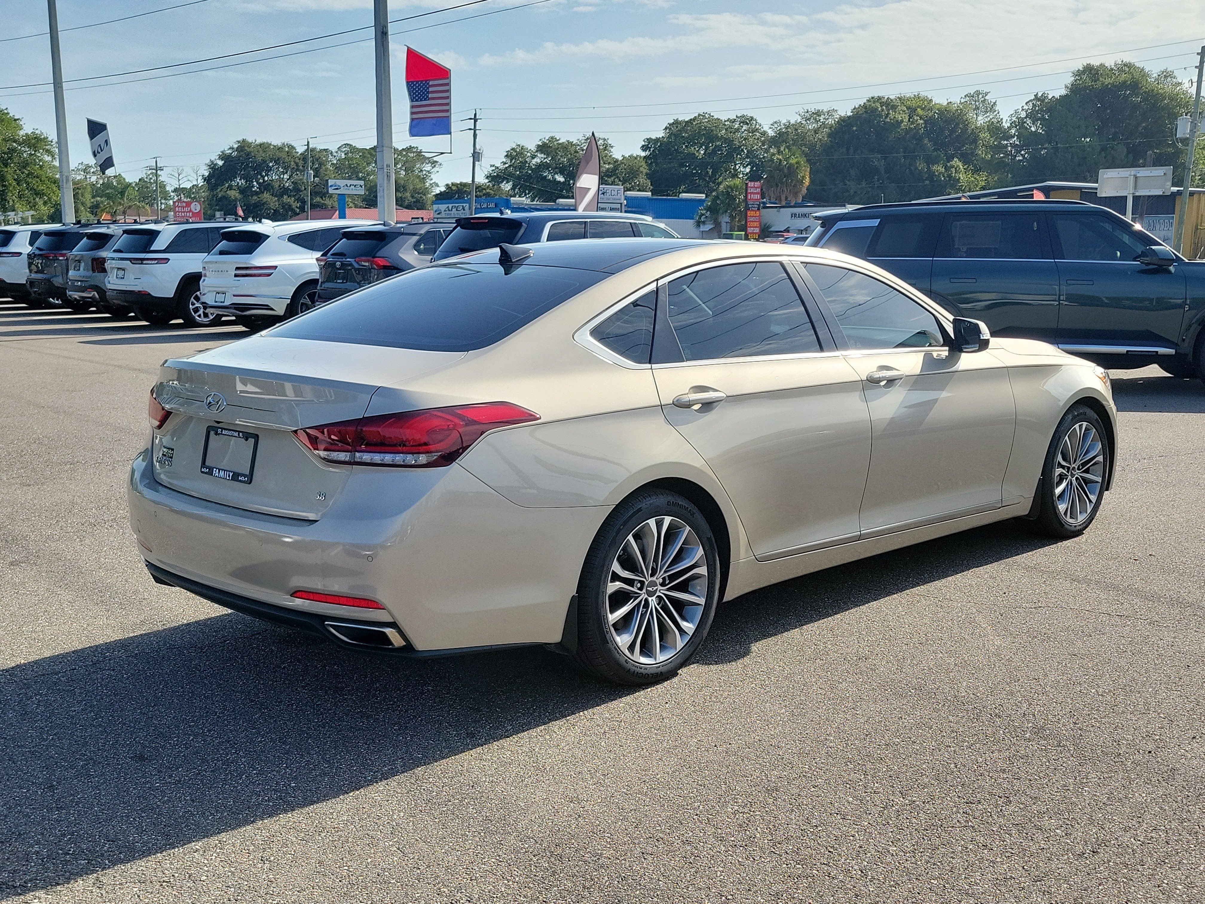 Used 2015 Hyundai Genesis 3.8 w/ Option Group 03 RWD image 6