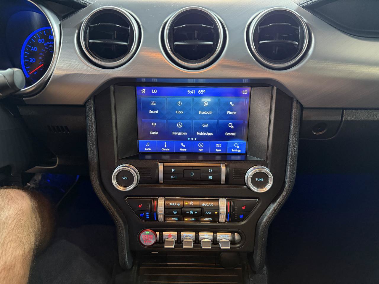 Used 2019 Ford Mustang GT Premium RWD image 32