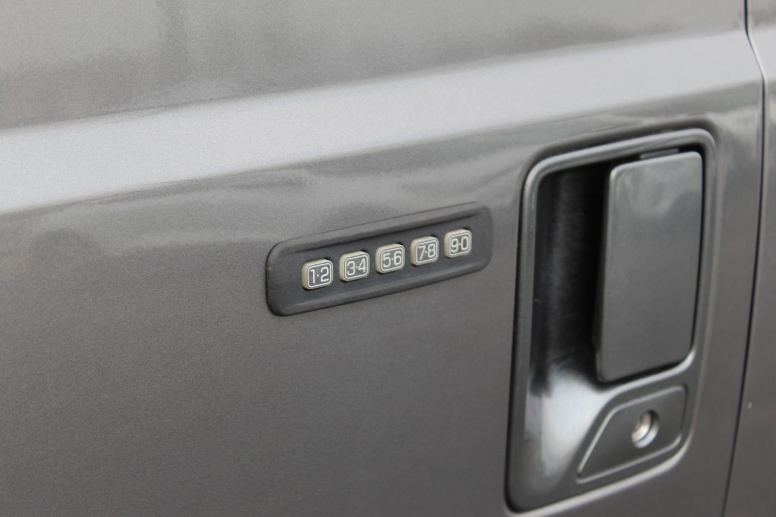 Used 2013 Ford F350 Lariat w/ Lariat Interior Pkg image 5