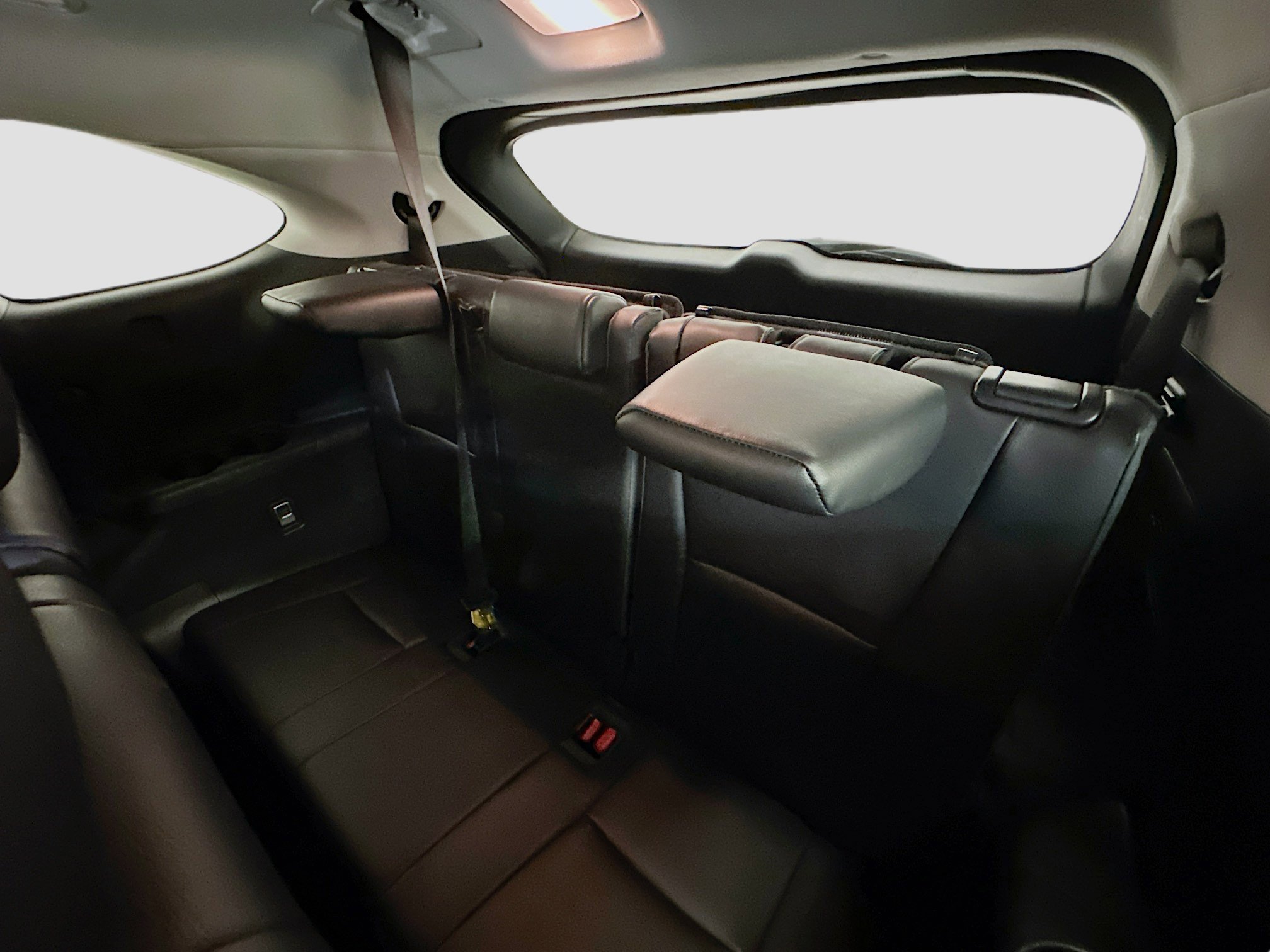 Used 2023 Toyota Highlander XLE image 31