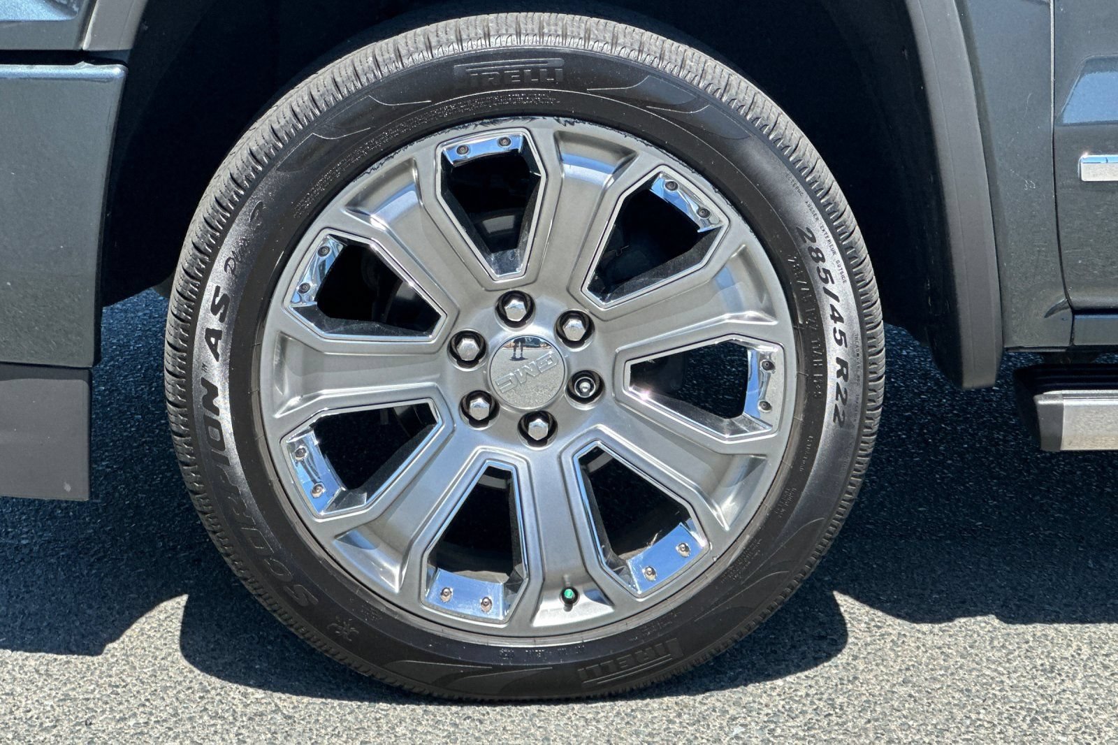 Used 2018 GMC Sierra 1500 Denali w/ Denali Ultimate Package AWD/4WD image 24