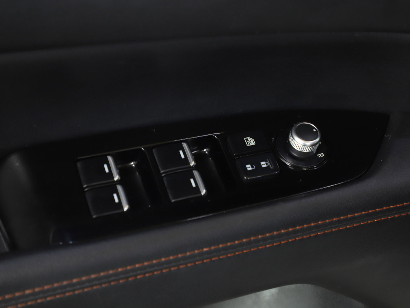 Used 2024 MAZDA CX-5 Carbon Edition image 23