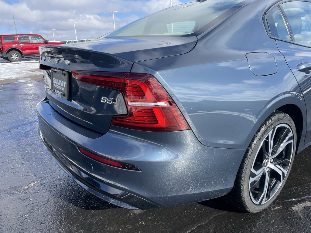 Used 2024 Volvo S60 B5 Core image 38