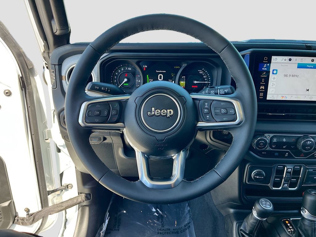 Certified 2025 Jeep Wrangler Unlimited Sahara w/ Safety Group AWD/4WD image 11