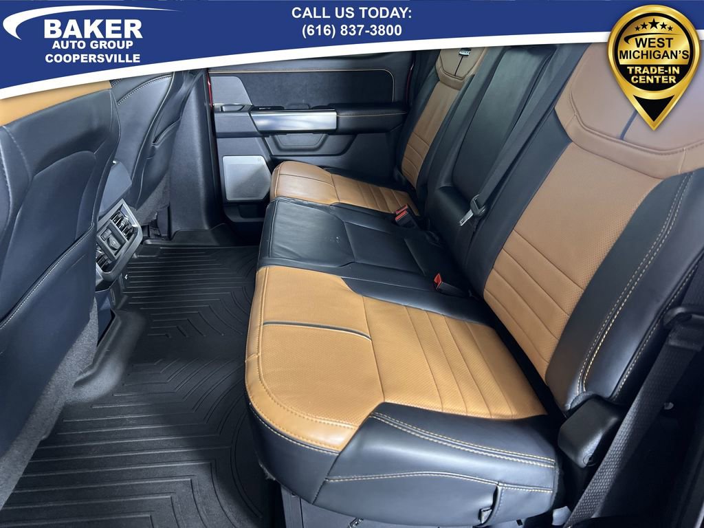 Used 2024 Ford F450 Platinum image 27