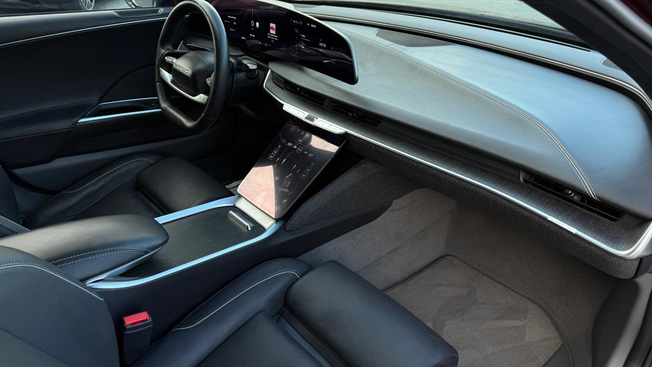 Used 2024 Lucid Air Touring image 44
