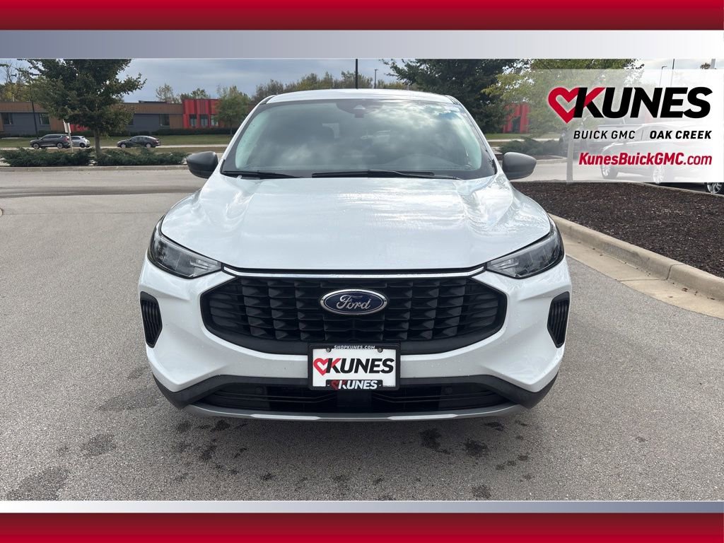 Used 2024 Ford Escape Active image 3