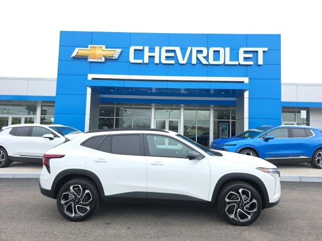 New 2026 Chevrolet Trax RS w/ Driver Confidence Package FWD image 2