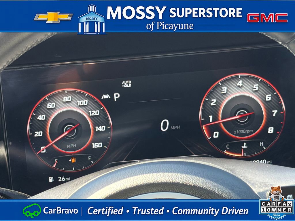 Used 2023 Hyundai Elantra Limited w/ Preferred Accessory Package FWD image 18