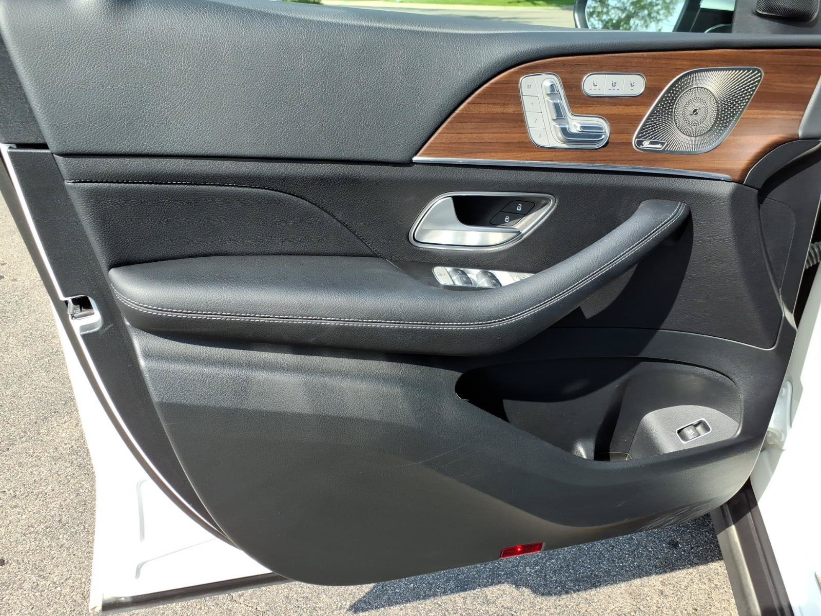 Certified 2025 Mercedes-Benz GLE 350 4MATIC image 16