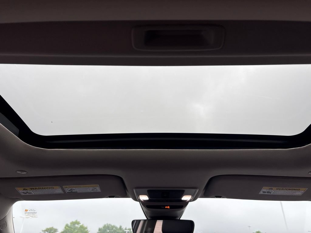Used 2024 Honda HR-V EX-L image 5