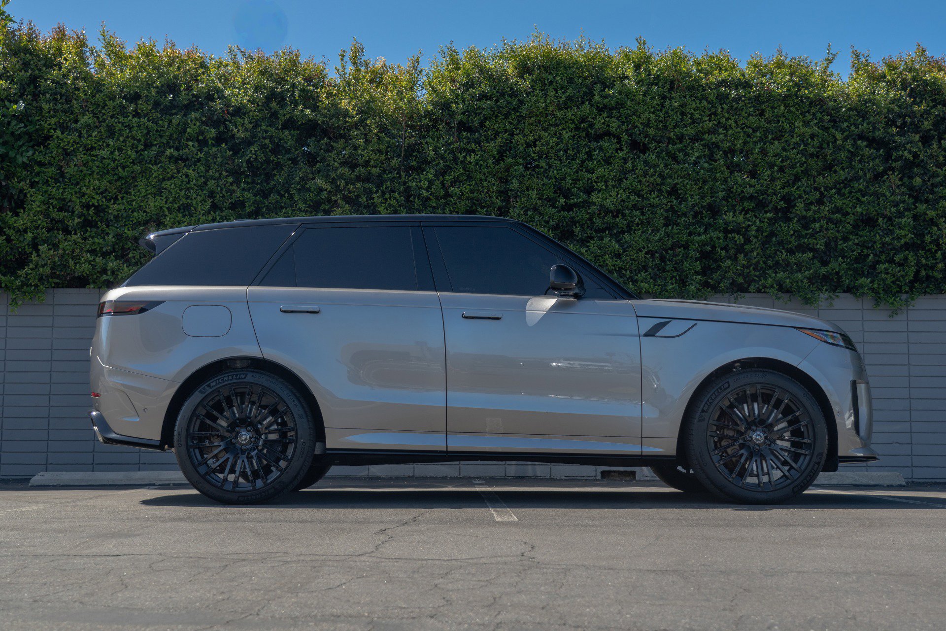 Used 2024 Land Rover Range Rover Sport image 22