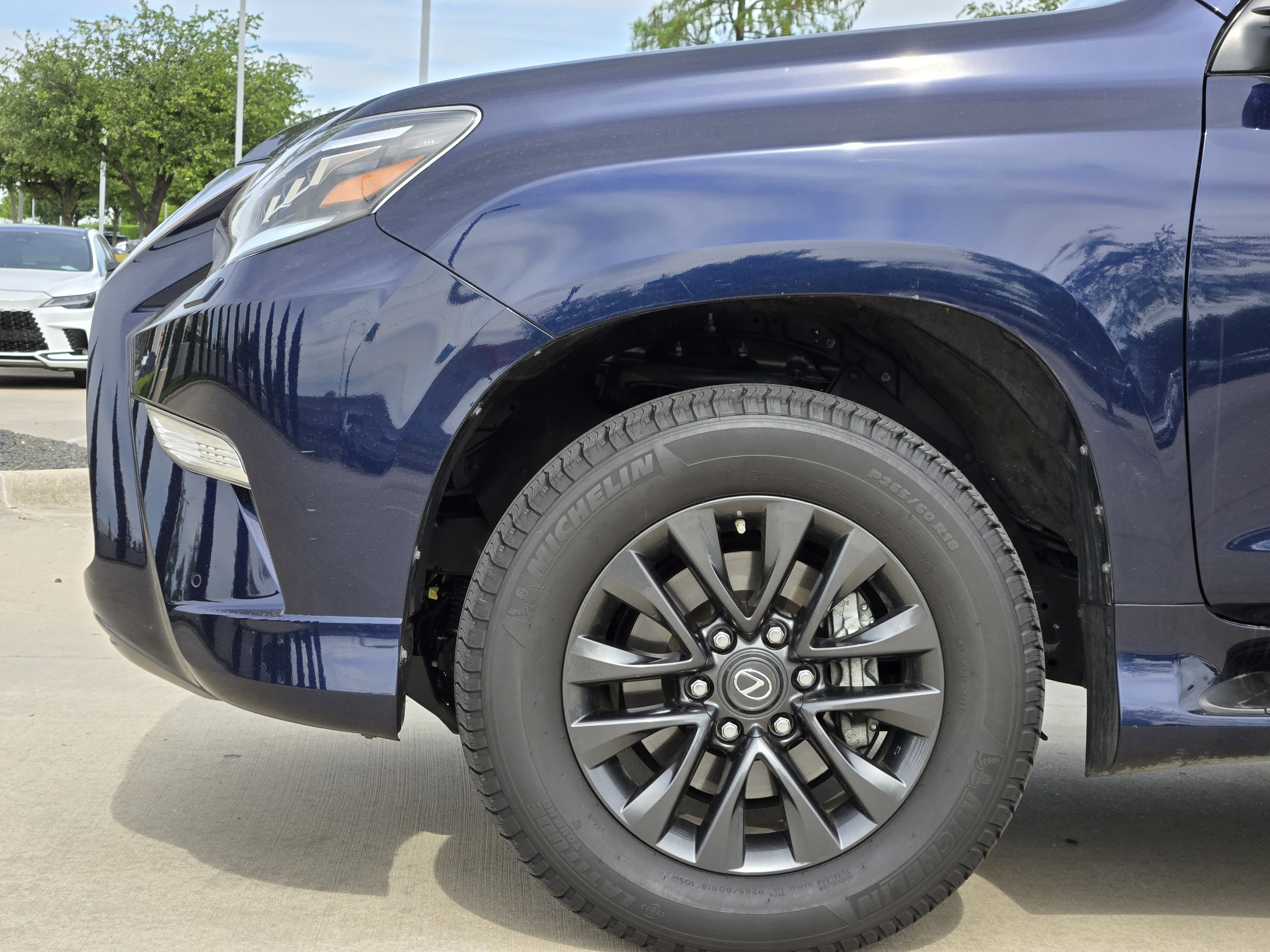 Used 2023 Lexus GX 460 Premium w/ Premium Package AWD/4WD image 15