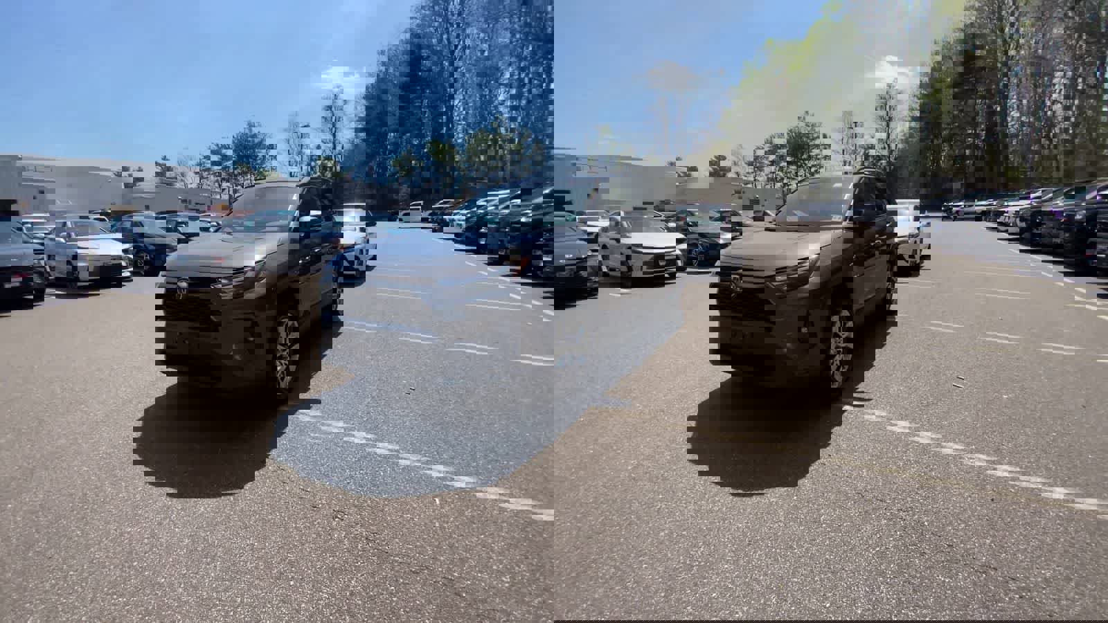 Certified 2023 Toyota RAV4 XLE Premium image 9