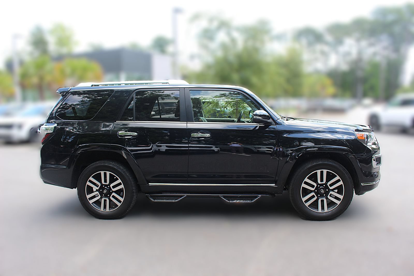 Used 2019 Toyota 4Runner Limited AWD/4WD image 10