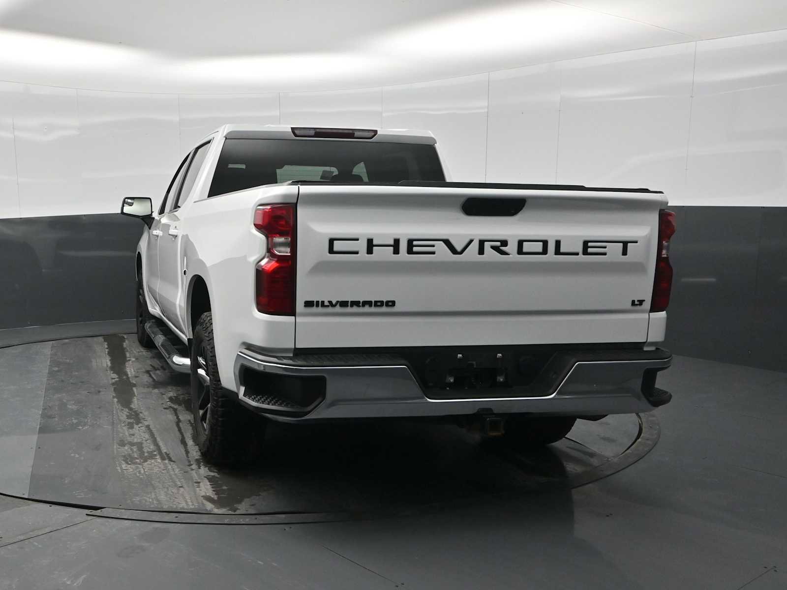 Used 2021 Chevrolet Silverado 1500 LT w/ Bed Protection Package AWD/4WD image 7