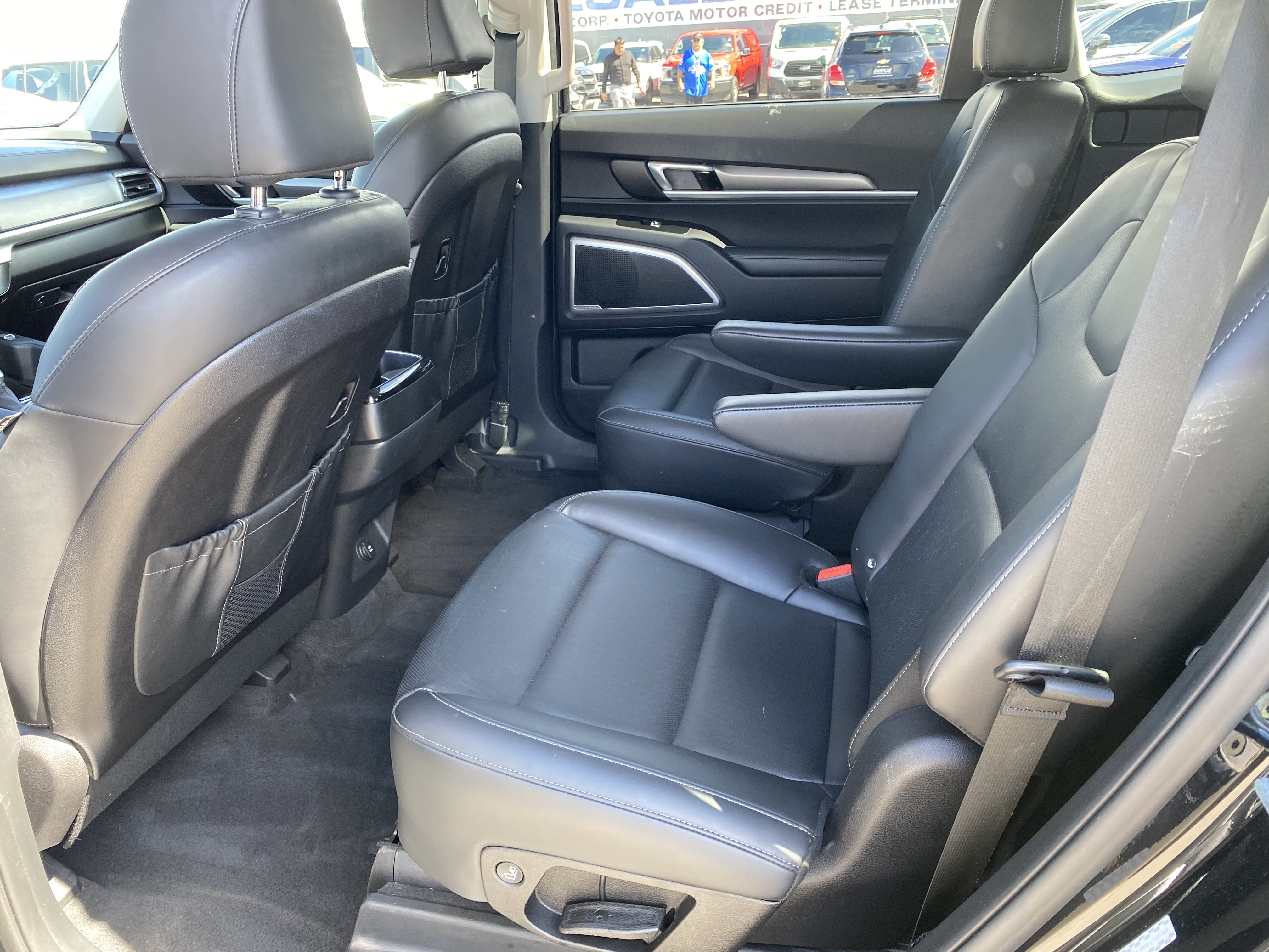 Used 2021 Kia Telluride S AWD/4WD image 18